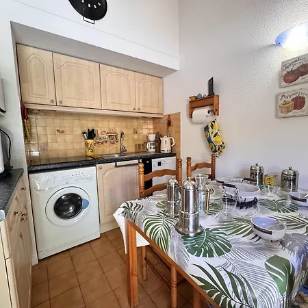 Appartement Club Calme, Vue - 4 Pers. - Fr-1-845-25 Six-Fours-les-Plages