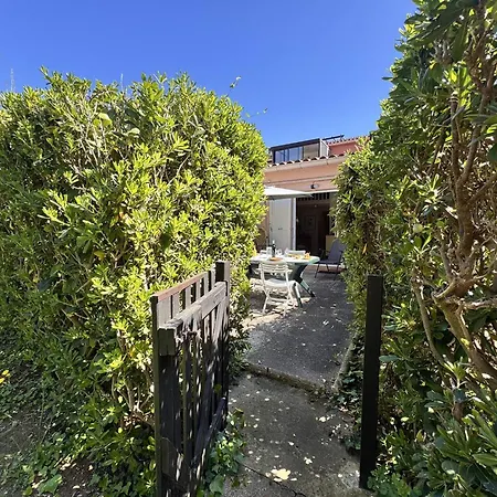 Club Calme, Vue - 4 Pers. - Fr-1-845-25 Appartement Six-Fours-les-Plages